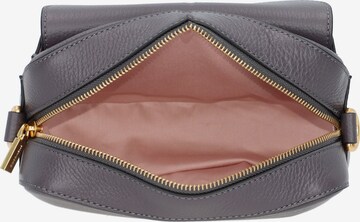 Coccinelle Tasche 'Beat Soft Ribb' in Grau