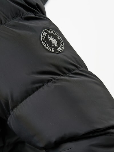 U.S. POLO ASSN. Winterjas 'Gigi' in de kleur Zwart, Productweergave