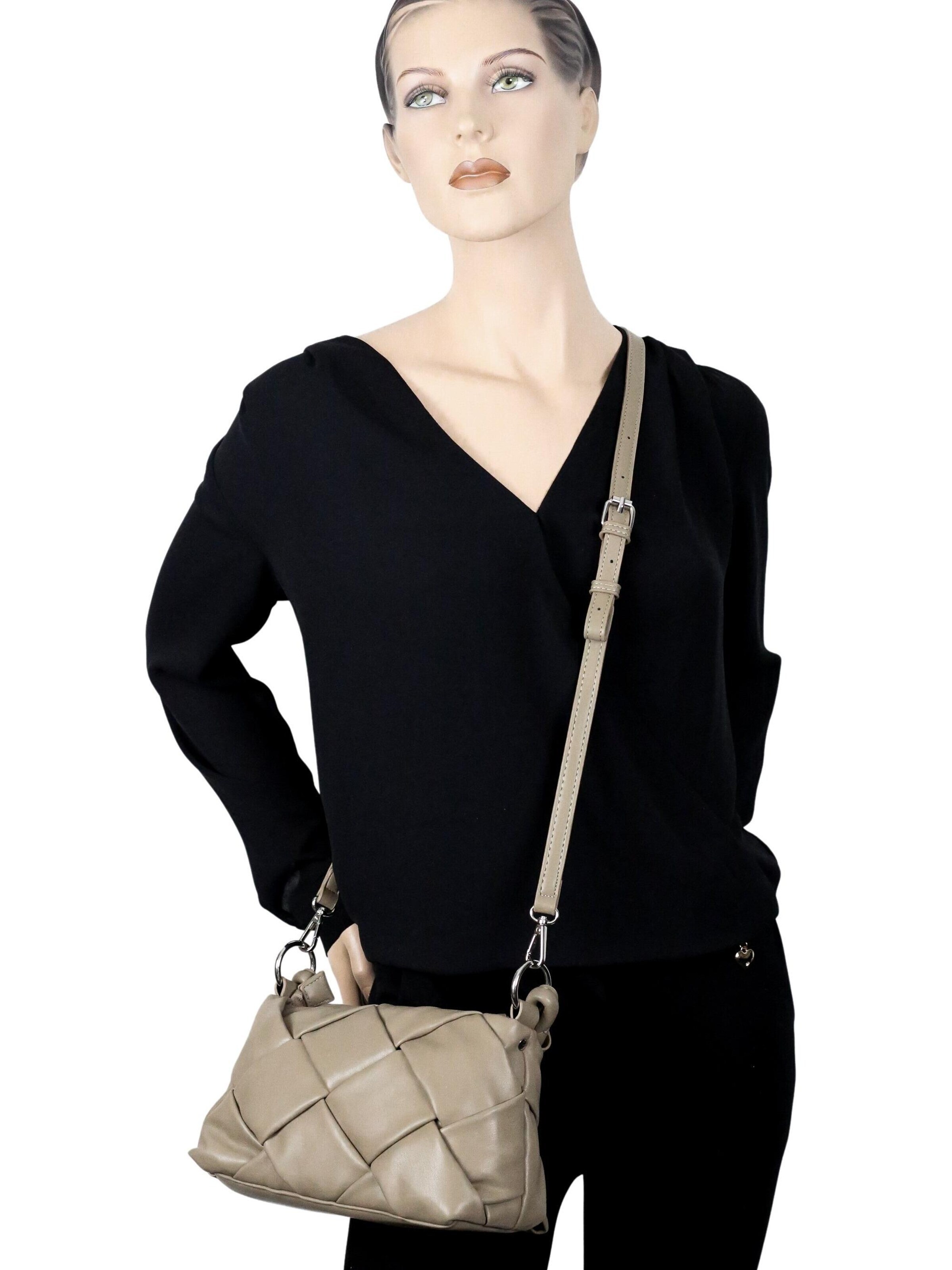 COLLEZIONE ALESSANDRO Shoulder Bag 'Giorgia' in Grey