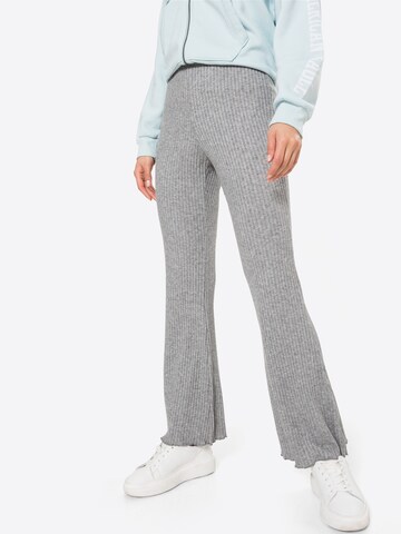 American Eagle Flared Pants in Grey: front