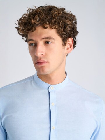 Regular fit Camicia di Lindbergh in blu