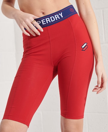 Skinny Pantalon de sport Superdry en rouge