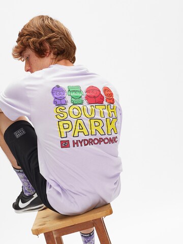 hydroponic - Camiseta 'Hydroponic x South Park Regular-Fit Colors Graphic T-Shirt' en lila