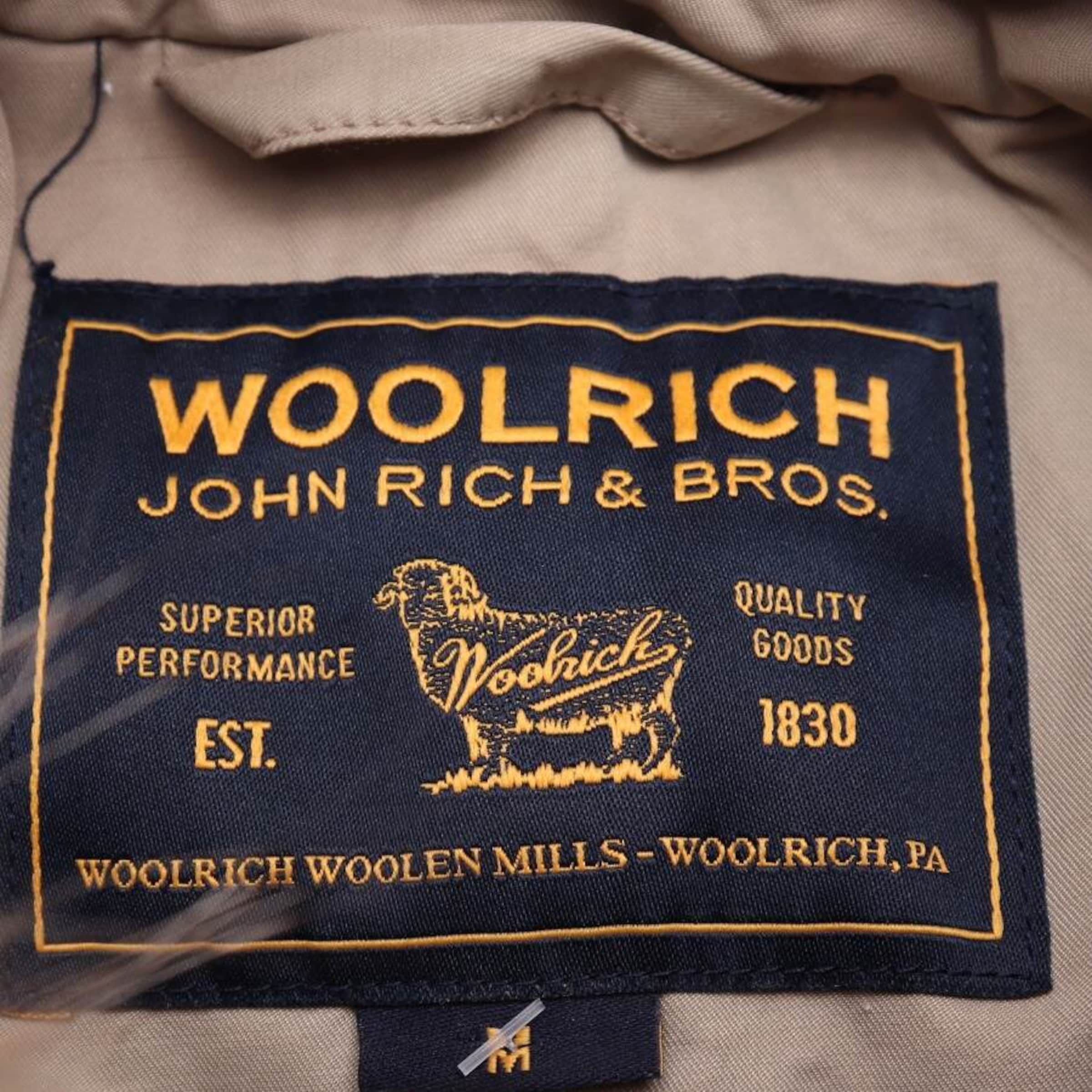 Woolrich Jacket & Coat in M in Green