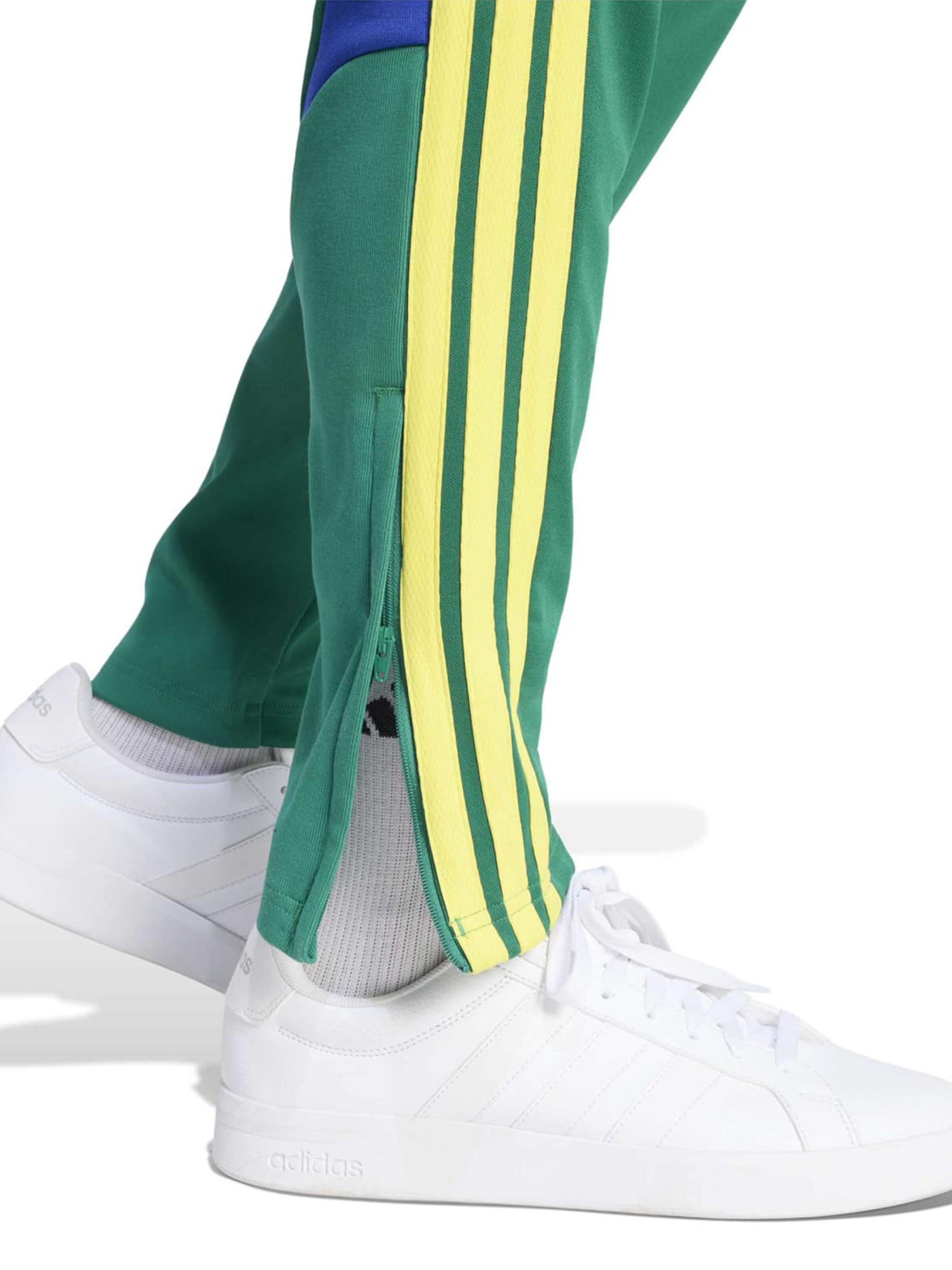 Regular Pantalon de sport 'TIRO' ADIDAS SPORTSWEAR en vert