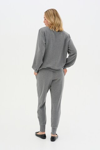 My Essential Wardrobe Tapered Hose in Grau