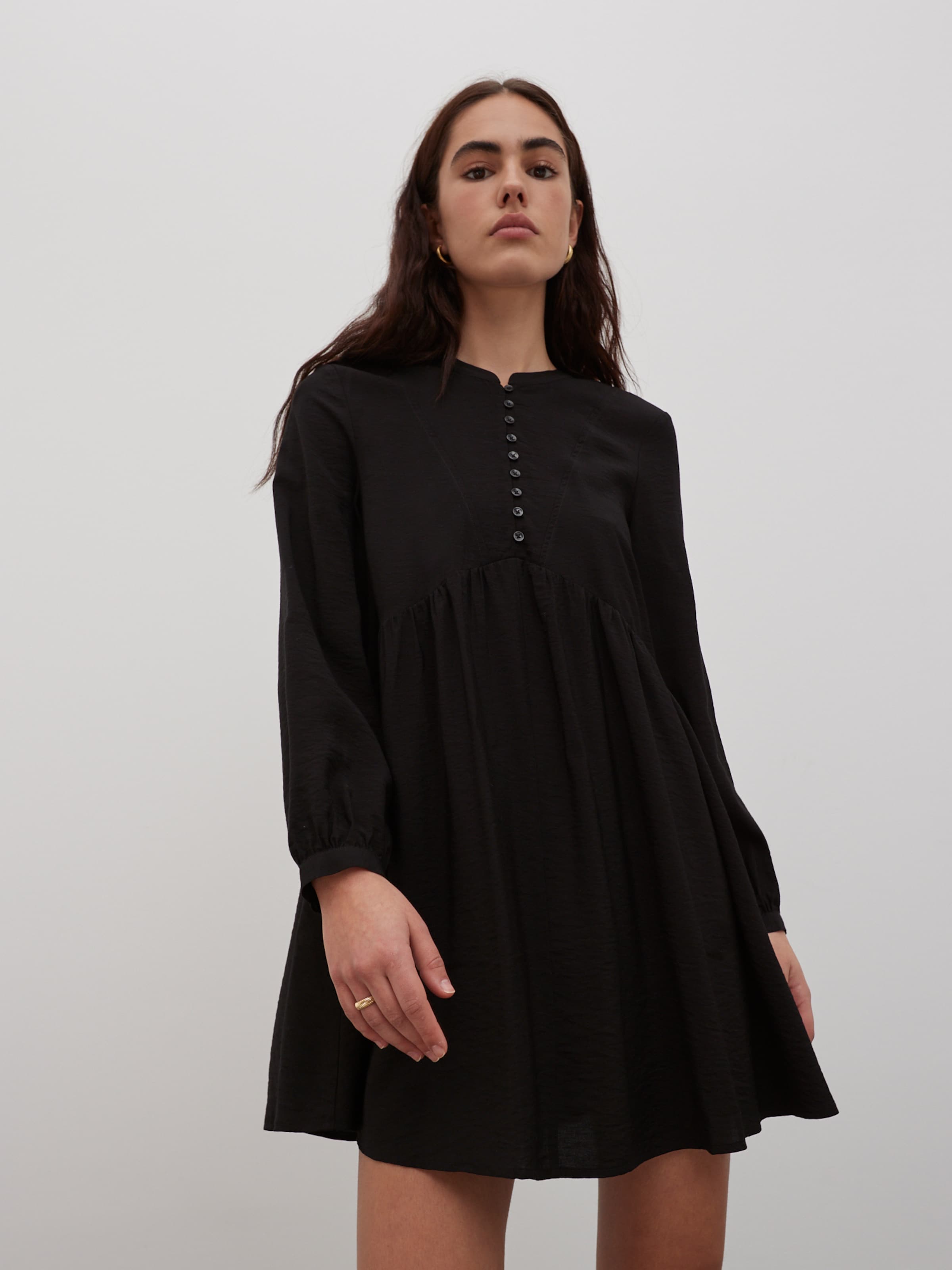 Frauen Kleider EDITED Kleid 'Jenni' in Schwarz - DQ82027