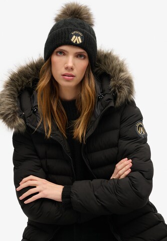 Superdry Muts in Zwart: voorkant