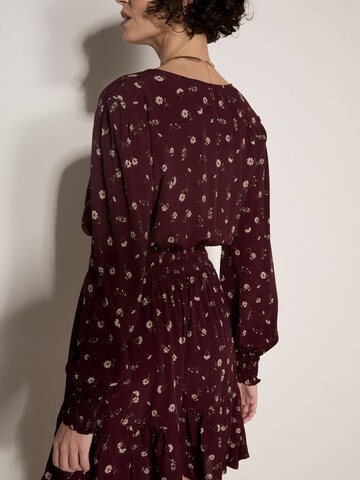 Apricot Dress ' ' in Red