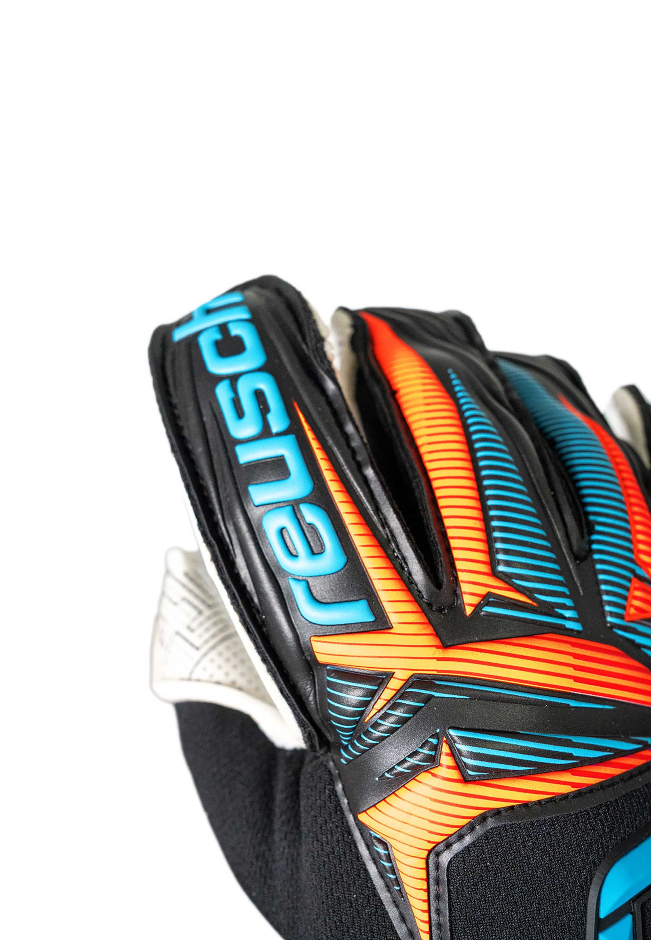 REUSCH Sporthandschoenen 'Attrakt Advance Evolution Glueprint' in Zwart