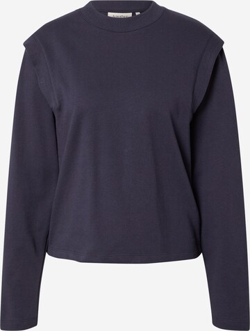 Another Label Sweatshirt 'Kasuga' in Blauw: voorkant