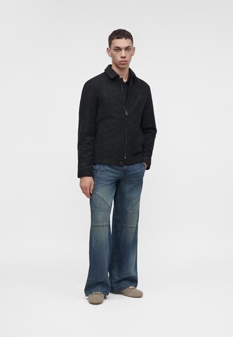 GUESS Between-season jacket in Black
