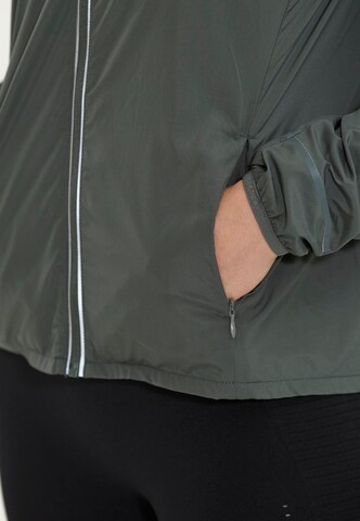 ENDURANCE Athletic Jacket 'Shela' in Green