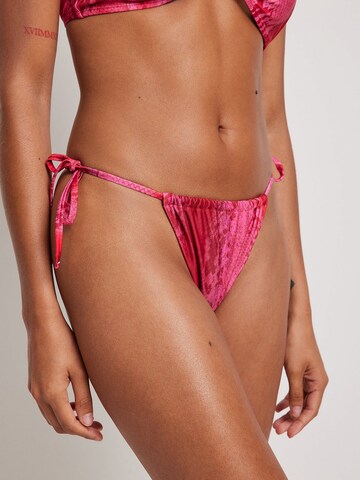 NA-KD Bikinihose in Pink: Vorderseite
