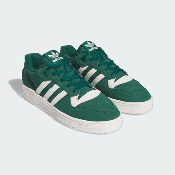 ADIDAS ORIGINALS Matalavartiset tennarit 'Rivalry' värissä vihreä