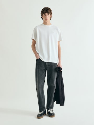 T-Shirt Scalpers en blanc : devant