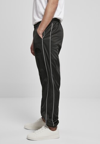 SOUTHPOLE Tapered Hose 'Southpole' in Schwarz