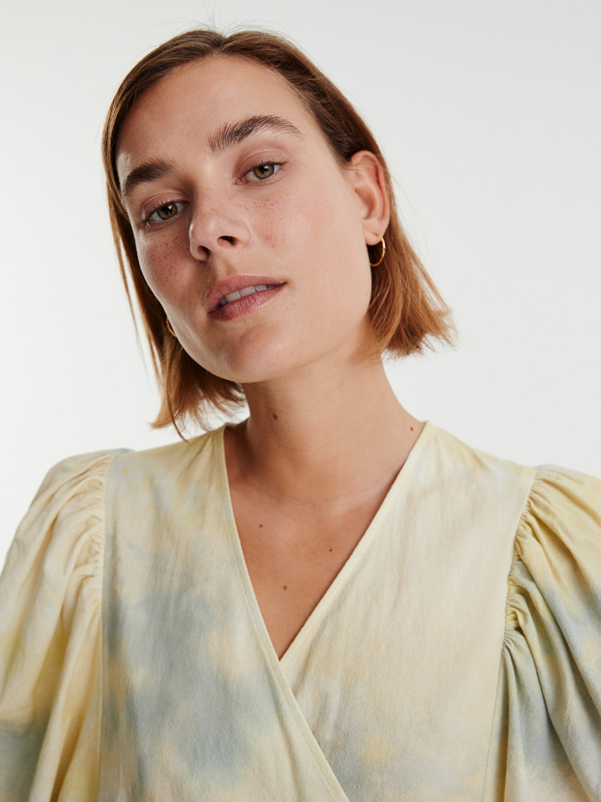 EDITED Produits Robe 'Felice' beige