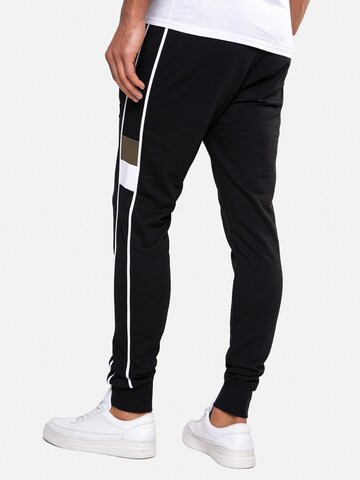 Threadbare Tapered Hose in Schwarz