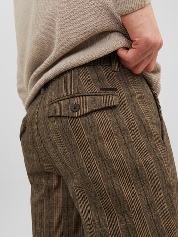 JACK & JONES Tapered Pleat-front trousers 'Ace Harvey' in Brown
