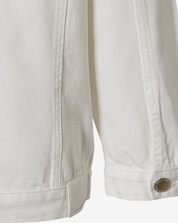 Desigual Between-Season Jacket 'CHAQ' in White