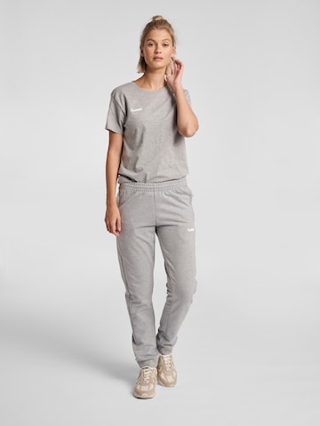 Effilé Pantalon de sport Hummel en gris