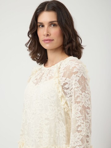 Robe 'TUKKA' YAS en beige