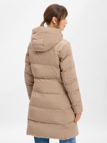 Manteau d’hiver Marie Lund en marron