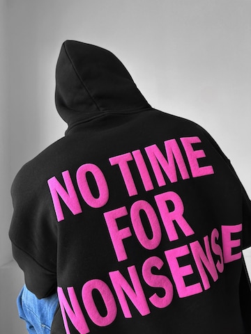 Felpa 'Oversize “No Time for Nonsense” Hoodie - Black' di Kleidermafia in nero