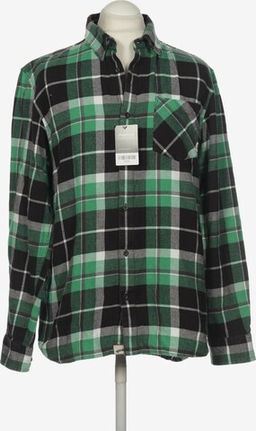 VANS Button Up Shirt in L in Green: front