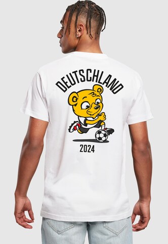 Mister Tee Shirt 'Football Bear' in Wit: voorkant