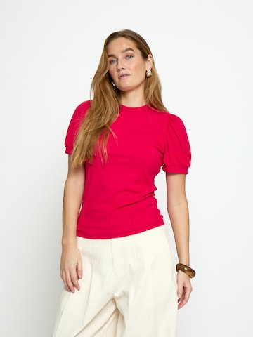 Maglietta 'Johanna' di Peppercorn in rosa: frontale