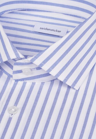 Coupe slim Chemise business 'Schwarze Rose' SEIDENSTICKER en blanc