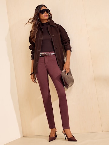 Friends Like These - Skinny Jeggings em vermelho