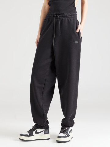 Effilé Pantalon 'Essentials' ALPHA INDUSTRIES en noir : devant