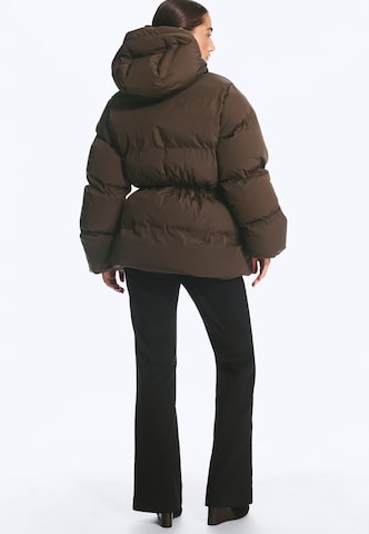WEEKDAY - Chaqueta de invierno en marrón