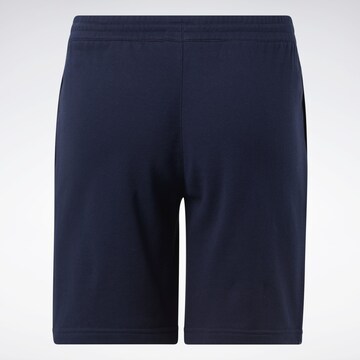 Reebok Regular Shorts in Blau