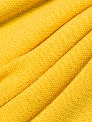Pull-over Andrew James en jaune