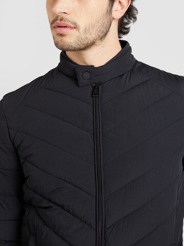 GUESS Between-Season Jacket in Black