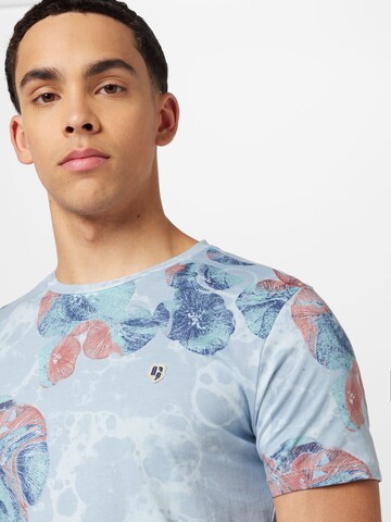 Tricou de la GARCIA pe albastru