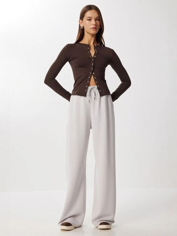 Happiness İstanbul Wide leg Sportbroek 'Jogginghose' in Grijs