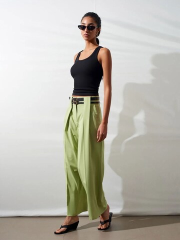 Dilvin Wide leg Pants in Green