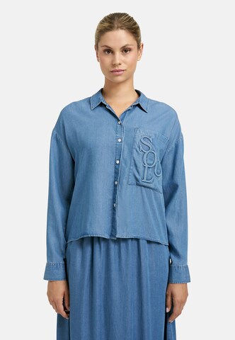 Smith&Soul Blouse in Blue: front