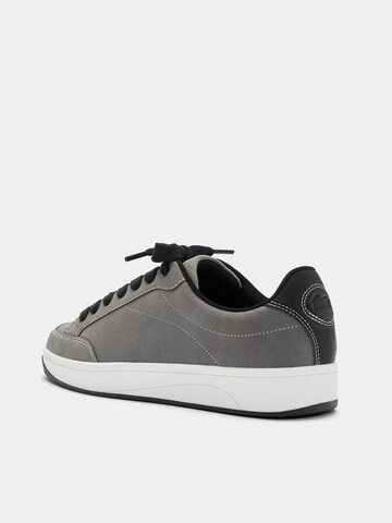 Pull&Bear Platform trainers in Grey