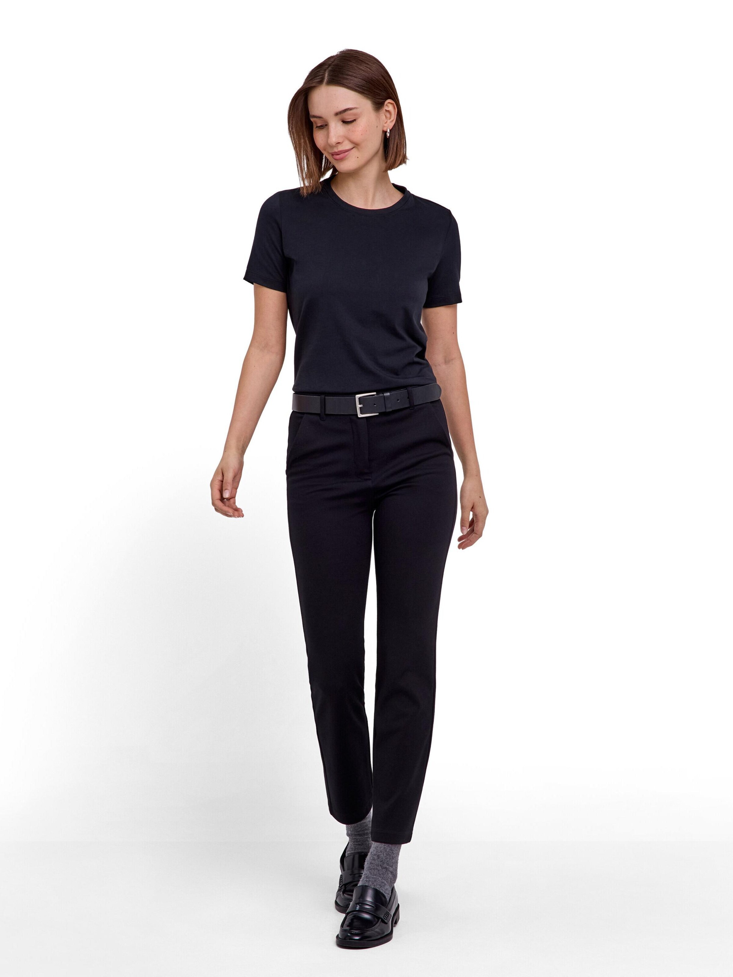 FALKE Shirt 'Essential'‌‌‌ in Schwarz