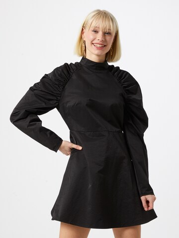 Robe GLAMOROUS en noir : devant