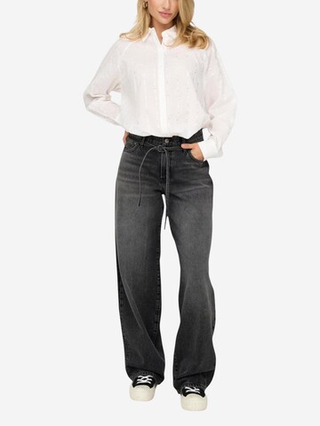 regular Jeans 'ONLGIANNA MW STRAIGHT DNM DOT980 NOOS 15347094' di ONLY in nero