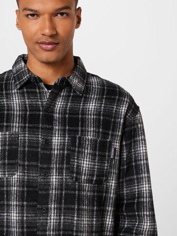 SikSilk Comfort fit Koszula w kolorze czarny