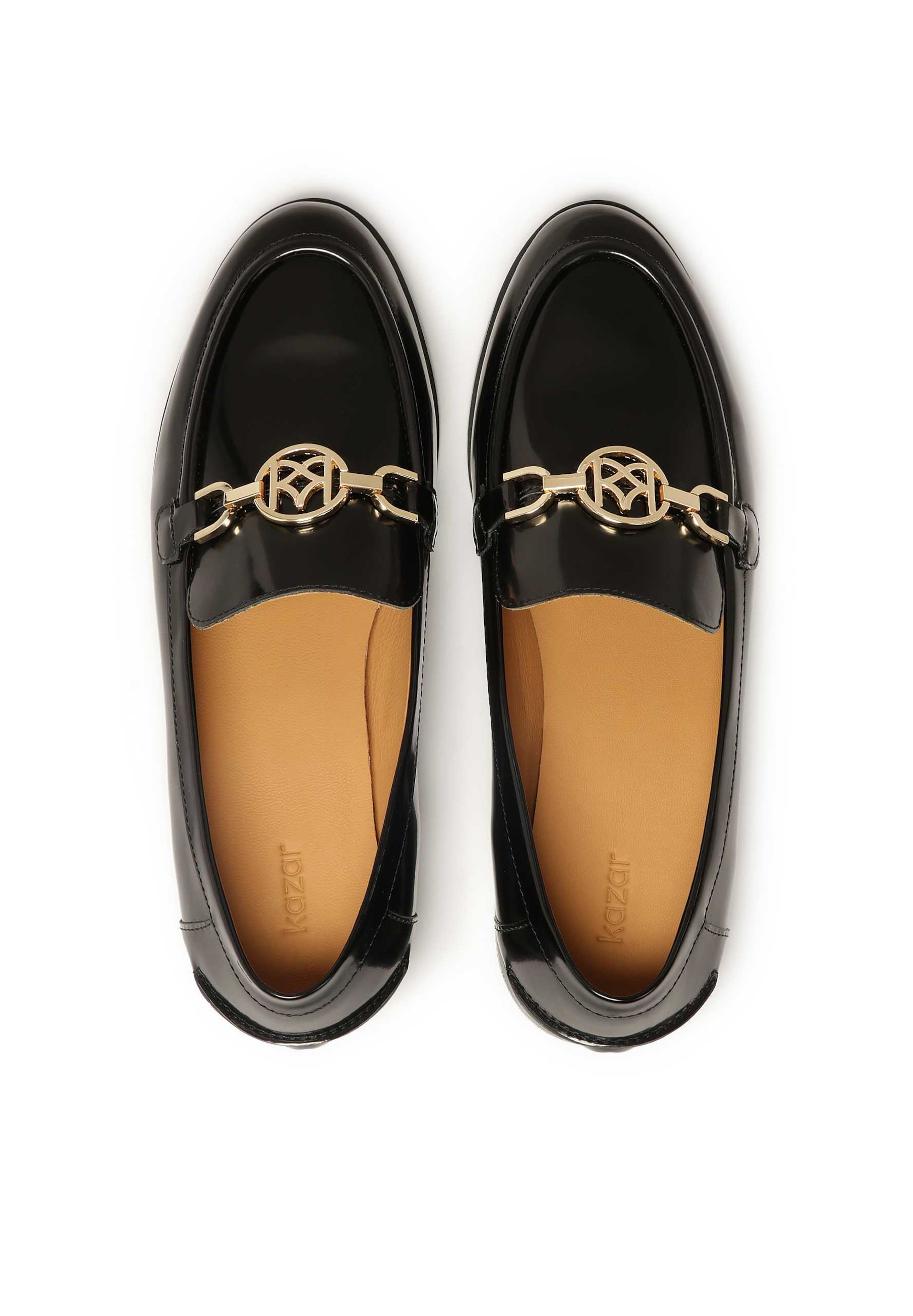 melns Kazar Iešļūcenes