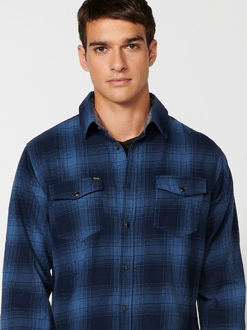 Slim fit Camicia di KOROSHI in blu